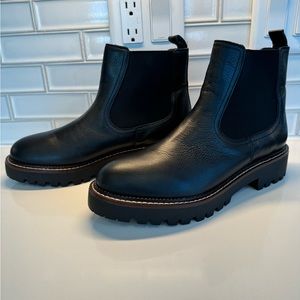 Carlson Miller Leather Water Resistant Chelsea Boot Size 9